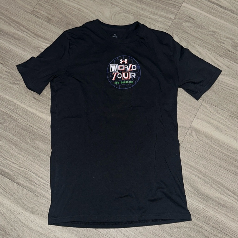 Under Armour tshirt